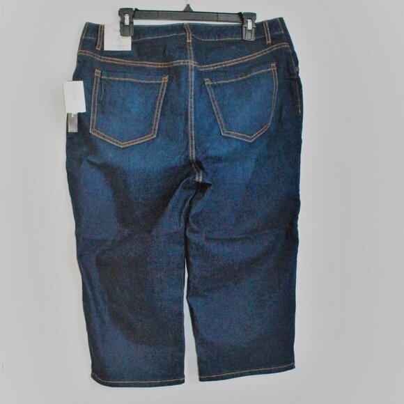 Catherines Yoga Stretch Shaped Capri NWT 0X 14/16W - Picture 1 of 7